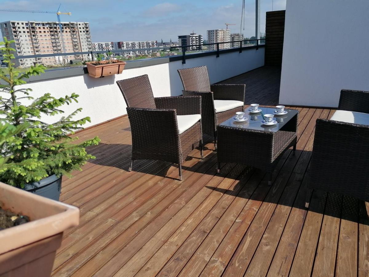 Ama Cu Terasa 50 Mp & Parcare Apartment Brasov